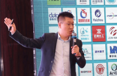 <b>保企业一直连结正在准确的轨道上前进</b>